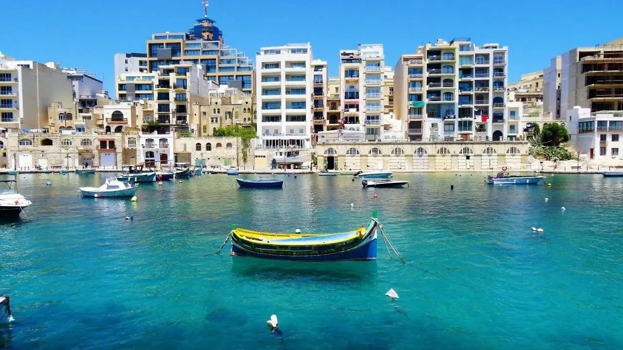 Modern-Luxury In Tigne Point W/ Pool, Best Location Sliema Apartment