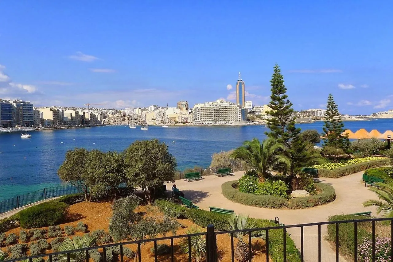 Apartment Modern-Luxury In Tigne Point W/ Pool, Best Location Sliema Malta