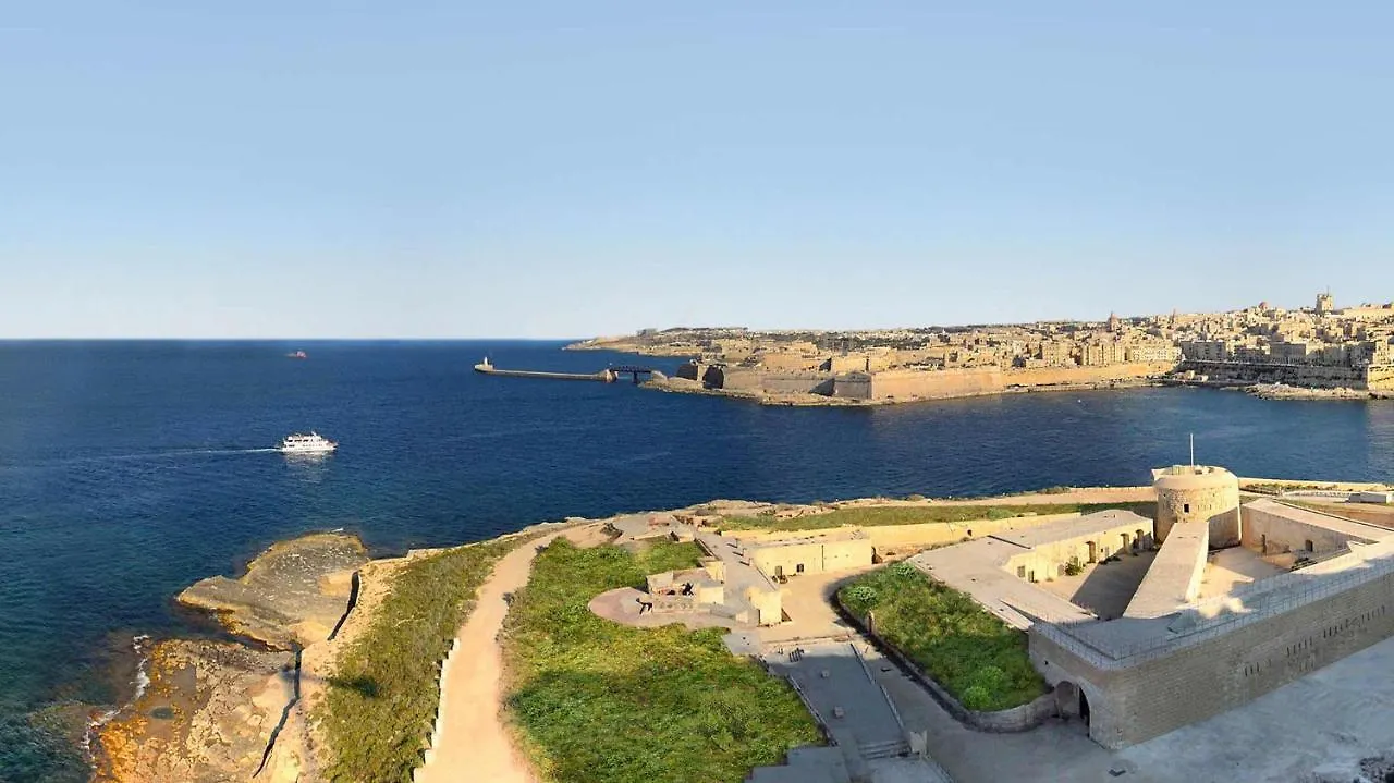 Apartment Modern-Luxury In Tigne Point W/ Pool, Best Location Sliema Malta