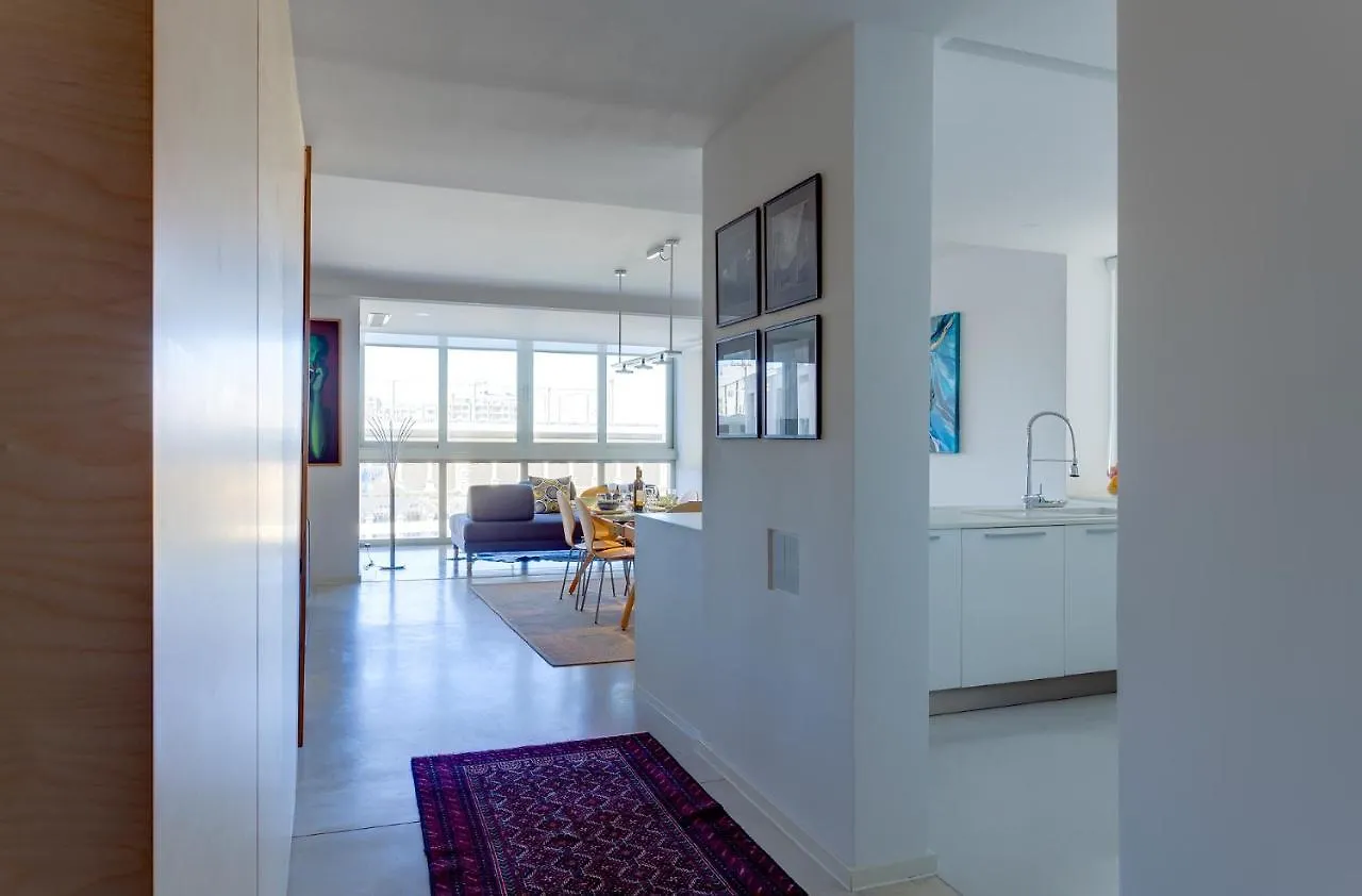 Modern-Luxury In Tigne Point W/ Pool, Best Location Sliema