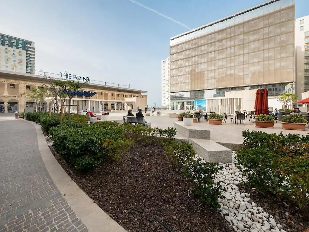 Διαμέρισμα Modern-Luxury In Tigne Point W/ Pool, Best Location Σλιέμα